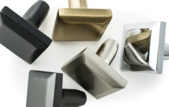 Berenson Metro Pack Of (25) - 1-3/16 Inch Square Cabinet Knobs / Square Drawer Knobs With Mounting Hardware Chrome -Cabinet Hardware Store Berenson20Metro20Knobs