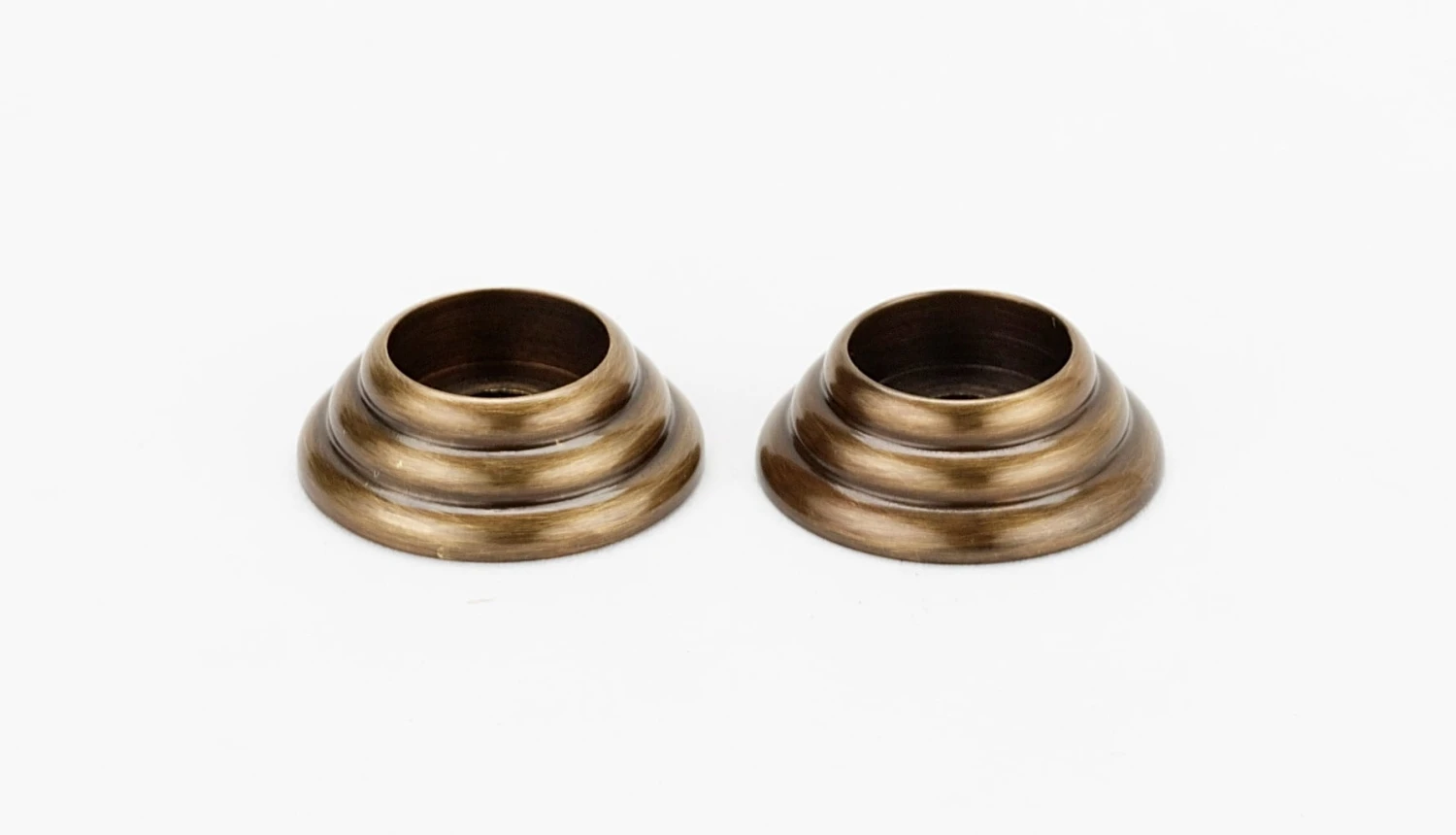 Alno Traditional 7/8 Inch Diameter Cabinet Pull Backplate Chocolate Bronze 4 Alno Traditional 7/8 Inch Diameter Cabinet Pull Backplate Chocolate Bronze - Image 2