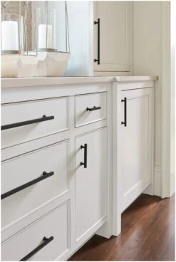 Amerock Everett 10-1/16 Inch Center To Center Bar Cabinet Pull Champagne Bronze 32 Amerock Everett 10-1/16 Inch Center To Center Bar Cabinet Pull Champagne Bronze -Cabinet Hardware Store amerock bp37109 alternate image 155