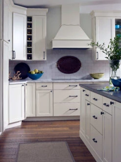 Amerock Mulholland 6-5/16 Inch Center To Center Handle Cabinet Pull - 10 Pack Oil Rubbed Bronze -Cabinet Hardware Store amerock bp53530 10pack alternate view 3320