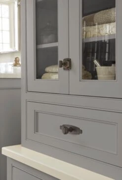 Amerock Highland Ridge 1-3/5" Designer Latch Polished Nickel 38 Amerock Highland Ridge 1-3/5" Designer Latch Polished Nickel -Cabinet Hardware Store amerock bp55315 alternate view 1144