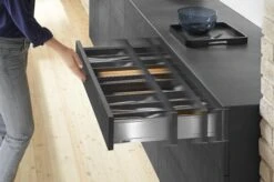 Blum LEGRABOX 22" L X 3-9/16" H Full Extension Concealed Drawer System Kit Brushed Stainless Steel 15 Blum LEGRABOX 22" L X 3-9/16" H Full Extension Concealed Drawer System Kit Brushed Stainless Steel -Cabinet Hardware Store blum 773m55s0s alternate image 199