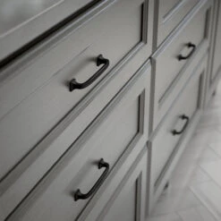 Franklin Brass Lombard 4 Inch Center To Center Handle Cabinet Pull - Pack Of 10 Deep Bronze -Cabinet Hardware Store franklin brass p29613k b1 alternate view 212