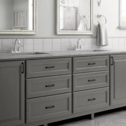 Franklin Brass Lombard 4 Inch Center To Center Handle Cabinet Pull - Pack Of 10 Deep Bronze -Cabinet Hardware Store franklin brass p29613k b1 alternate view 214