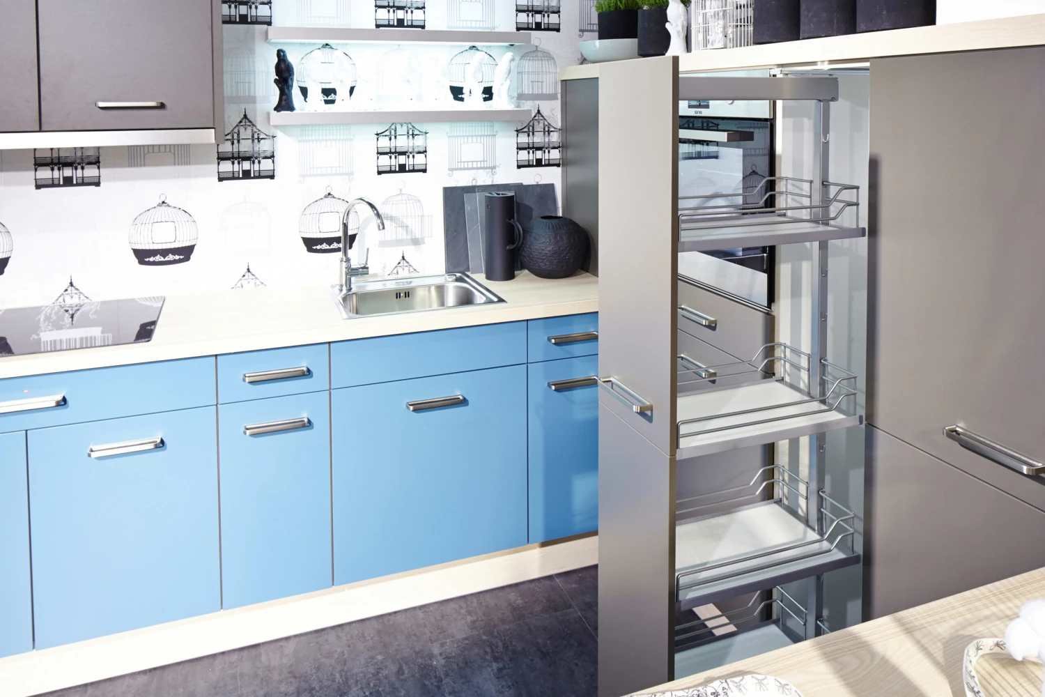 Kessebohmer Dispensa Series 14" Trays For 31-1/2" To 47-1/4" Small Cabinet Pull Out Kit Silver / Maple 15 Kessebohmer Dispensa Series 14" Trays For 31-1/2" To 47-1/4" Small Cabinet Pull Out Kit Silver / Maple - Image 13