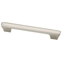 Liberty Hardware Liberty 5 Inch Center To Center Handle Cabinet Pull Satin Nickel