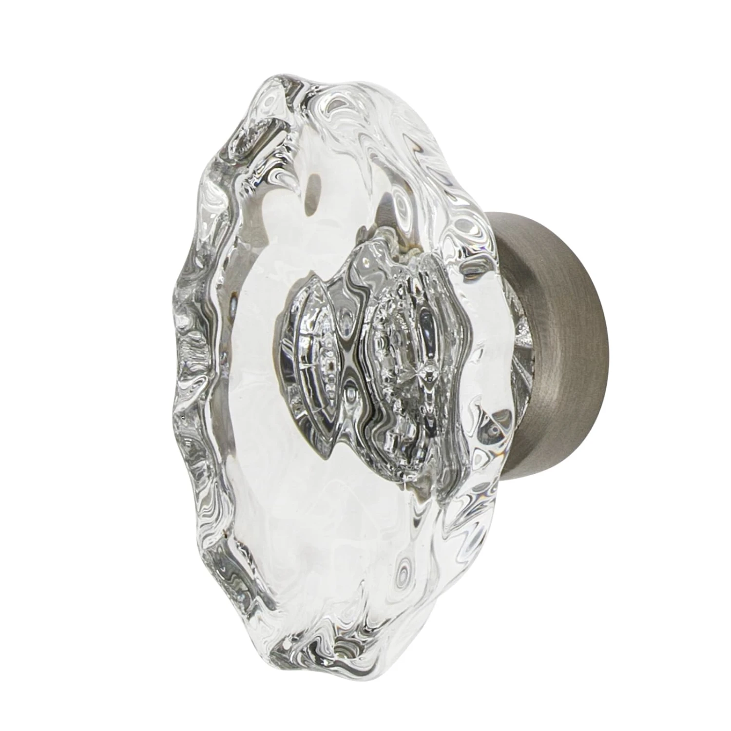 Nostalgic Warehouse Chateau Vintage 1-1/8" Fluted Crystal Cabinet Knob Polished Brass 8 Nostalgic Warehouse Chateau Vintage 1-1/8" Fluted Crystal Cabinet Knob Polished Brass - Image 6