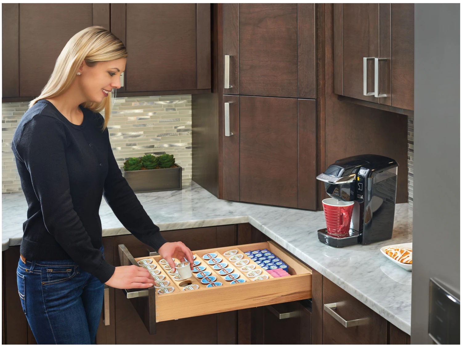 Rev-A-Shelf 4CDI Series Trimmable K-Cup Coffee/Tea Organizer Insert For 22 Inch Drawers Natural Maple 5 Rev-A-Shelf 4CDI Series Trimmable K-Cup Coffee/Tea Organizer Insert For 22 Inch Drawers Natural Maple - Image 3