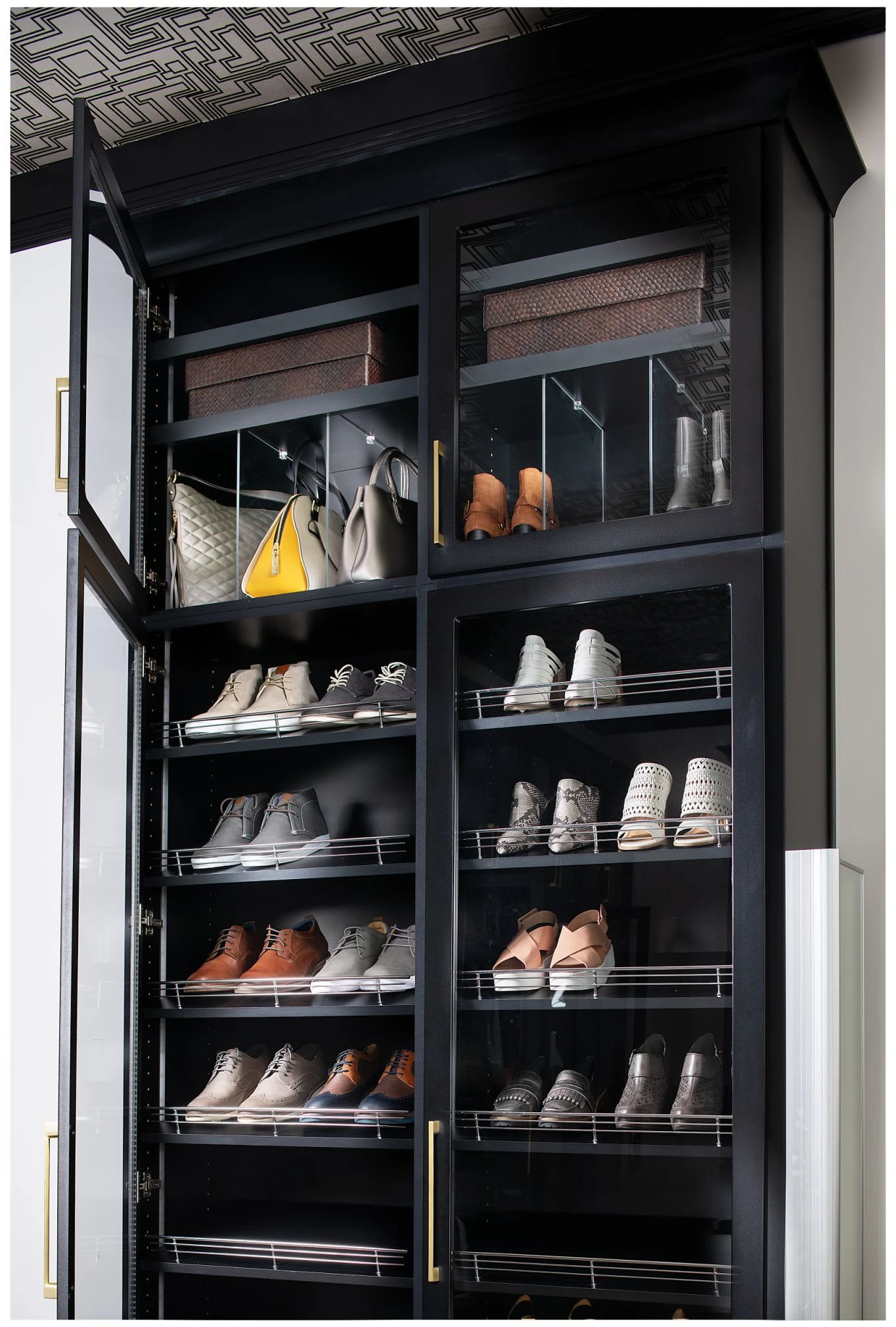 Rev-A-Shelf Sidelines 17 Inch Press In Shoe Fence Chrome 6 Rev-A-Shelf Sidelines 17 Inch Press In Shoe Fence Chrome - Image 4