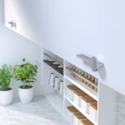 Richelieu 5-1/16 Inch Center To Center Rectangular Cabinet Pull Chrome 27 Richelieu 5-1/16 Inch Center To Center Rectangular Cabinet Pull Chrome -Cabinet Hardware Store richelieu 7979128 alternate image 126