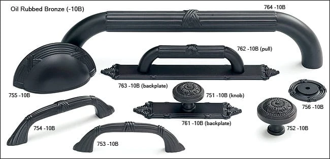 Schaub And Company Versailles 3-3/4" (96mm) Center To Center French Baroque Solid Brass Cabinet Handle Backplate With 2 Holes Antique Light Polished 6 Schaub And Company Versailles 3-3/4" (96mm) Center To Center French Baroque Solid Brass Cabinet Handle Backplate With 2 Holes Antique Light Polished - Image 4